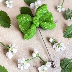 NEW Lime Green Bow Lapel Pin